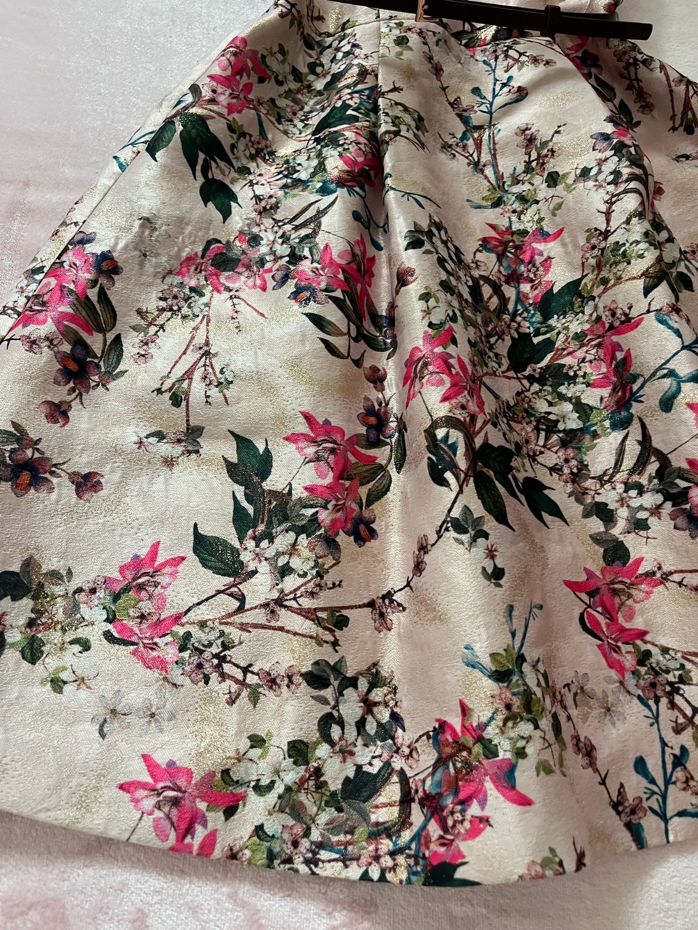 Ted Baker London Mid Pink Clarbel Blossom V Back Jacquard Size 2 MSRP $429 - Picture 13 of 16